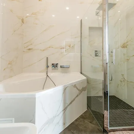 Daniel Semesterbostad *